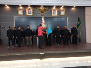 Anggota Komisi VI DPR RI Nevi Zuairina Dikukuhkan Jadi Ketua FPTI Sumatera Barat Periode 2022-2026