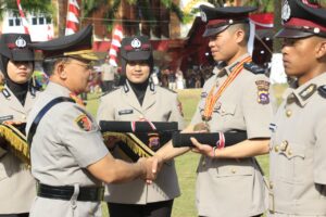 Kapolda Sumbar Tutup dan Lantik 233 Bintara Polri gelombang II T.A 2022