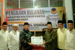 Pengajian Bulanan Partai NasDem Kota Padang : Karakter Politikus Dambaan Umat