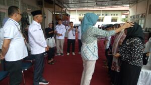 Dalam Kesibukan KPU Sumbar masih Sempat untuk Berbagi