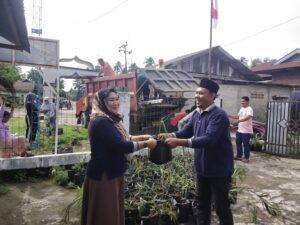 Penguatan Ketahanan Pangan, Nagari Muara Kandis Punggasan Bagikan Bibit Jahe Merah