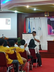 Wowwww…Sociopreneur M.Zuhrizul Hipnotis Anak Muda Motivasi Jiwa Kepemimpinan