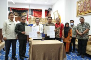 Sudah Serah Terima, Masyarakat Segera Nikmati Air Mancur Menari di Lapangan Cindua Mato