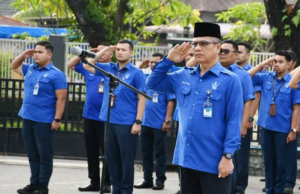 Dirum Perumda Air Minum Kota Padang Pimpin Upacara Awal 2023