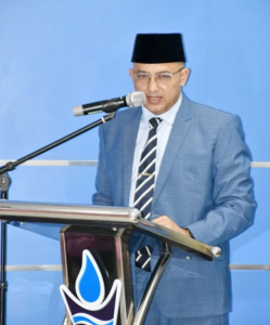 Hendra Pebrizal Lantik Pejabat Struktural Dilingkungan Perumda Air Minum Kota Padang