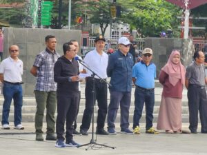 Ratusan ASN Ikuti Apel dan Goro Bersama di Lapangan Cindua Mato