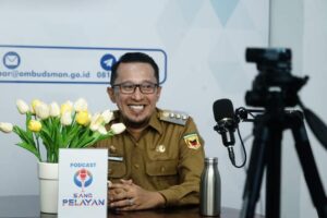 Naik Signifikan, Pemda Tanah Datar Terima Penghargaan Kepatuhan Standar Pelayanan Publik