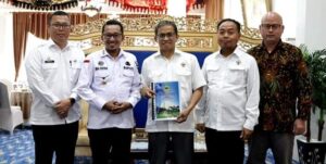 Tanah Datar Pertama serahkan LKPD 2022 ke BPK, Semoga Jadi Contoh dan Motivasi Bagi Daerah Lain