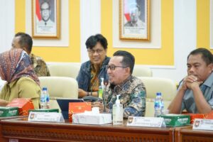 Wakili Kabupaten di Sumatera Barat, Bupati Tanah Datar Sampaikan Isu Strategis kepada Sekjen Kemendagri RI