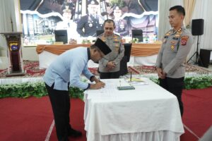 Dukung Peran Kepolisian, Pemkab Solsel Hibahkan Lahan untuk Dua Polsek