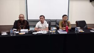 Anggota Pansus DPRD Kota Padang Bahas LKPJ Walikota Tahun 2022