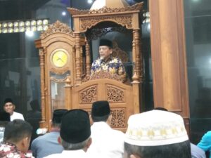 Wakil Ketua DPRD Sumbar Suwirpen Suib Imbau Masyarakat Berlomba Berbuat Baik di Bulan Ramadhan