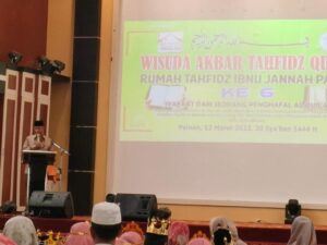 Wisuda Akbar Tahfidz Qur’an Ibnu Jannah Painan dihadiri Bupati Rusma Yul Anwar