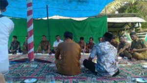 Warga UPT Tanjung Gadang Dambakan Jalan Aspal, Bupati Sampaikan Ini..