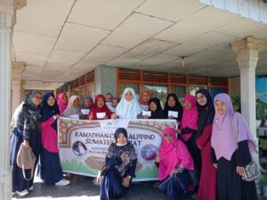 Anggota DPR RI Fraksi PKS Nevi Zuairina Bersama PW ALPPIND Berbagi Sembako di Bulan Ramadhan
