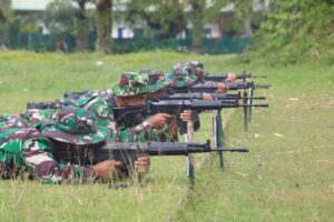 KOREM 032/WBR Gelar Latihan Menembak