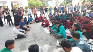 Ketua Komisi III DPRD Sumbar Ali Tanjung Tegaskan DPRD Sumbar Sepakat dengan BEM SI Tolak Undang-undang Cipta Kerja