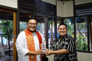 Hadiri Pertemuan dan Silaturahmi Bersama IKM Sultra, Wabup Paparkan Potensi Tanah Datar