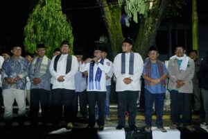 Ratusan Irang Ambil Bagian Dalam Event Takbir Obor Keliling