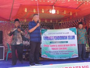 Bupati Pessel Hadiri Peresmian Yayasan Al-Barakah di Kampung Sumedang. Ini Harapannya