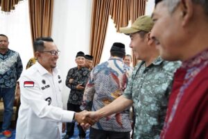 Terima Kunjungan KWKB Koto Baru Dan KAN, Bupati Eka Putra Bilang Ini Sinergitas Ranah Dan Rantau