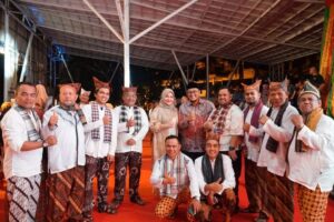 Hadiri Pelantikan Pengurus IKSB Kota Batam, Richi Aprian: Kekompakan Modal Penting Memperkuat Persatuan