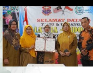 SMAN 3 Padang Panjang Tanda Tangani MoU Kerja Sama dengan SMK Sungai Kertas Malaysia