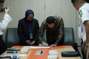 Selamatkan Aset Negara, Wako Padang Panjang Fadly Amran Teken MoU dengan Kemenhub