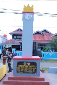 Bupati Pessel Resmikan Tunggu Latsitardanus