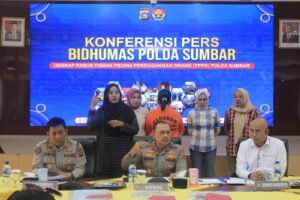 Kapolda Sumbar Irjen Pol Suharyono Pimpin Langsung Konferensi Pers Tindak Pidana Perdagangan Orang