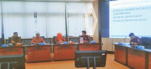 Wakil Ketua DPRD Irsyad Syafar Terima Kunjungan Mahasiswa UBH