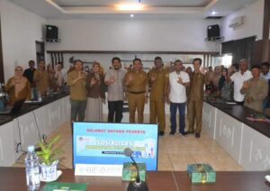 Buka Sosialisasi IKTL, Sekdako Padang Panjang Sonny: IKLH Kunci Keberhasilan Urusan Lingkungan Hidup