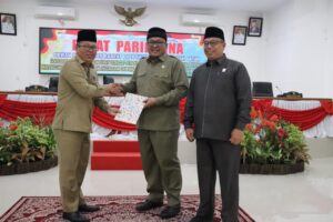 Terkait Pertanyaan Fraksi Tentang Ranperda, Ini Jawaban Bupati Tanah Datar