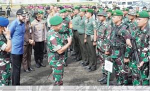 Komandan Satgas PAM VVIP Pimpin Apel Gelar Pasukan Kedatangan Ketua Dekranas Pusat ke Padang Panjang