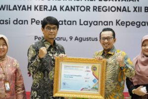 Satu-satunya Dari Sumatera Barat, Tanah Datar Raih Penghargaan BKN Award 2023
