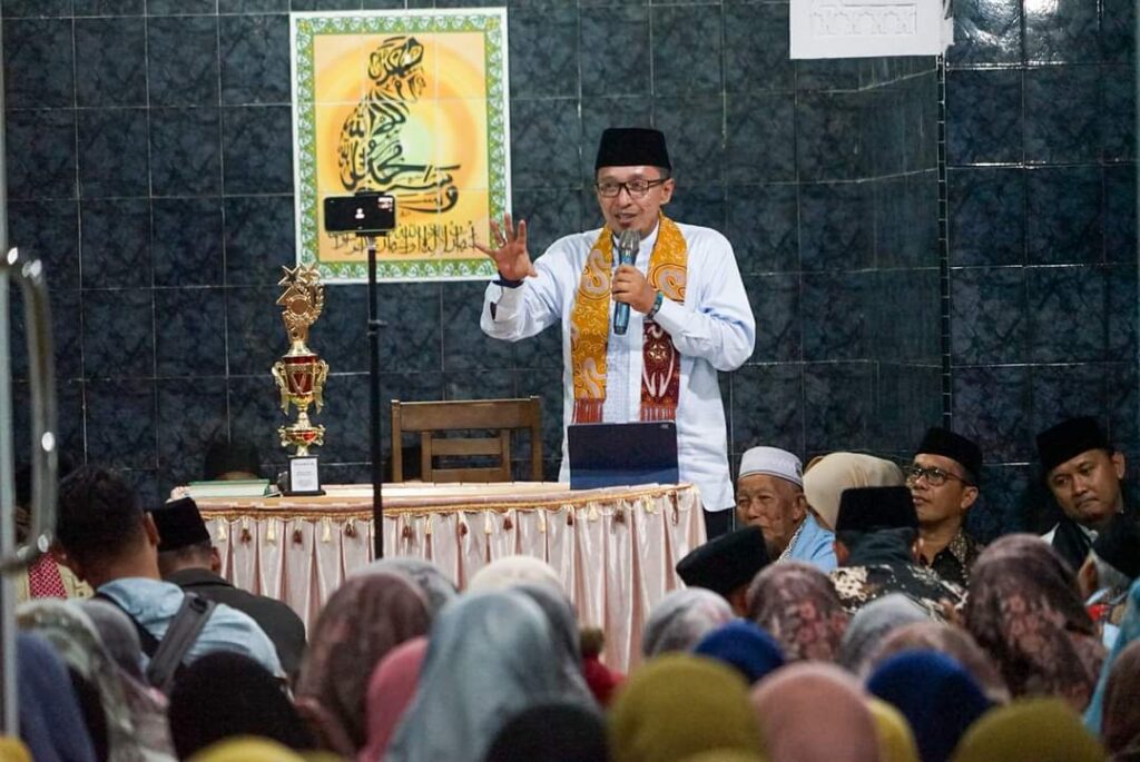 Hadiri Wirid Yasinan Nagari Balimbiang, Bupati Eka Putra : Ini Akan Saya Sampaikan di Nagari Lain