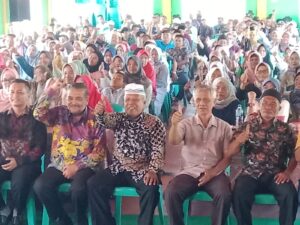 Kembali Gelar Sosperda, Kali Ini Zarfi Deson Bertemu Ratusan Pelaku Koperasi dan Usaha Kecil di Lengayang