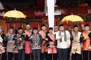 Sebanyak 31 Gala Sako Dari Empat Suku Nagari Pasie Laweh di Lewakan