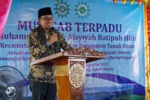 Bupati Tanah Datar Hadiri Musycab Terpadu Muhammadiyah dan Aisyah