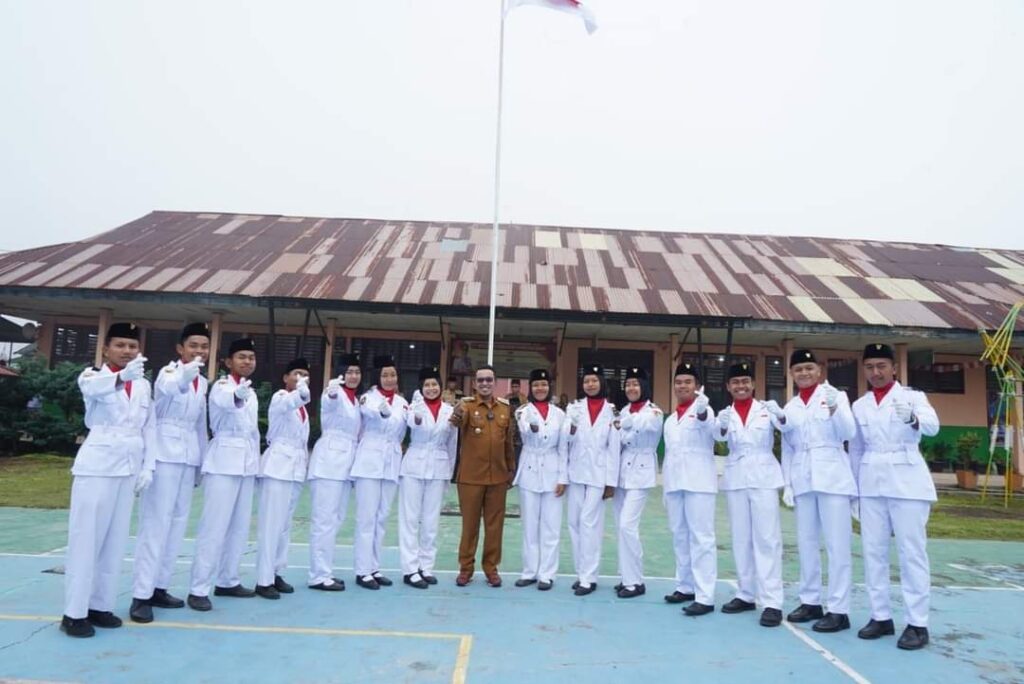 Jadi Irup di SMAN I X Koto, Ini Pesan Bupati