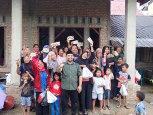 CALEG DPR RI PPP Ini Jalin Sialturahmi Bagikan 40 Ribu Paket Sembako