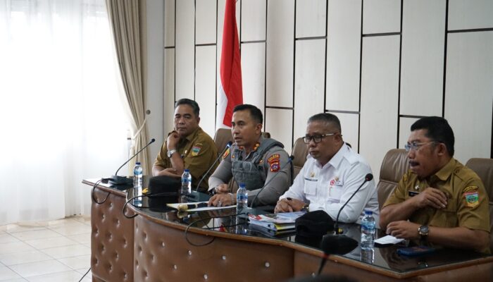 Terima Perwakilan Aksi, Pemkab Solsel Jelaskan Batas Wilayah di Solok Selatan