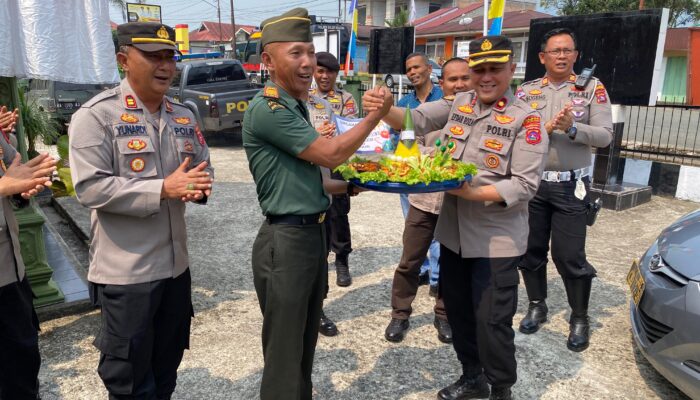 Waka Polres Solok Selatan Datangi Beserta PJU Datangi Koramil, Ada Apa?