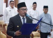 Lantik 6 Pejabat Manajerial, Eka Putra : Jadilah Role Model Bagi Bawahan