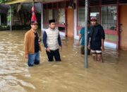 Banjir Landa Solok, Wawako Ramadhani Turun Langsung Bantu Warga