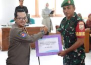 Bhabinkamtibmas dan Babinsa se- Tanah Datar Terima Honorarium