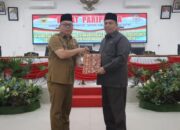 Bupati Berikan Tanggapan dan Jawaban Atas Pertanyaan Delapan Fraksi DPRD Tanah Datar