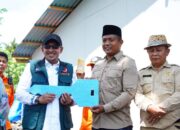 Perantau III Koto Serahkan 2 Unit Rumah Huntara