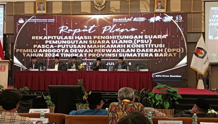 KPU Sumbar Gelar Rapat Pleno Rekapitulasi Hasil  Penghitungan Suara PSU DPD RI