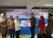 Petani Terdampak Banjir Bandang Terima Bantuan dari Pemko